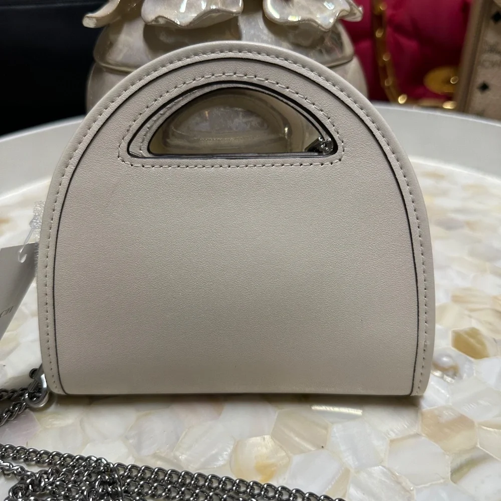 NWT Coach Top Handle Card Case So Nice!